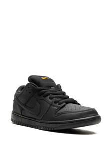 Sb Dunk Triple Black/Orange Sneakers