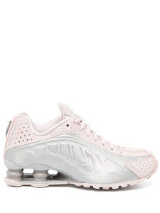Shox R4 Sneakers