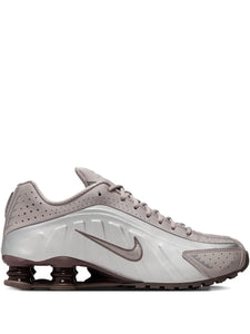 Shox R4 Cave Stone Sneakers